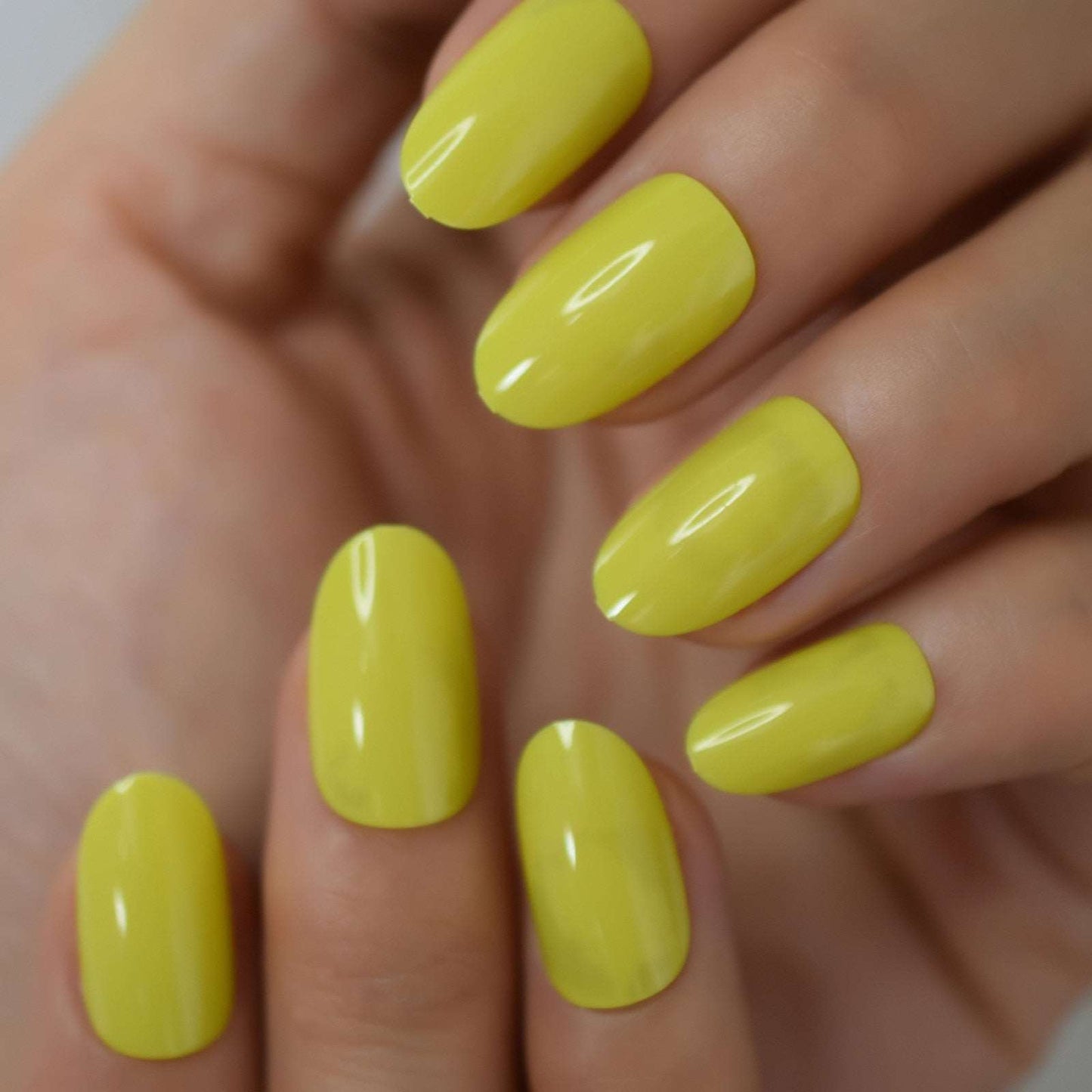 Faux Ongles Courts Jaunes Brillants - Mes Faux Ongles