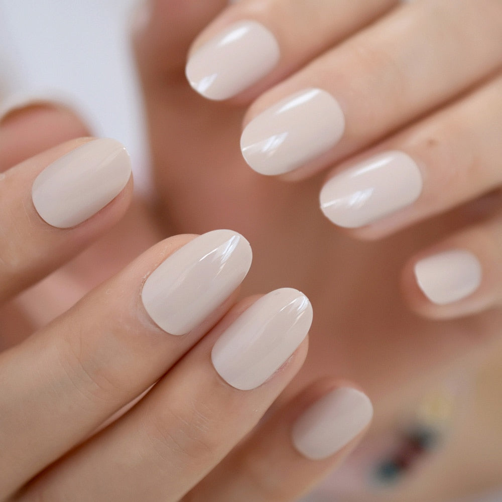 Faux Ongles Courts Blanc Brillant - Mes Faux Ongles
